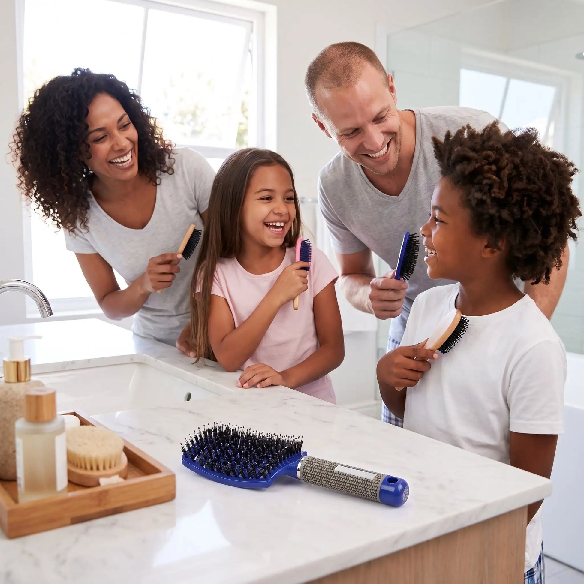 Brosse-à-cheveux-universelle-famille-polyvalente-fin-épais-bouclés-lisses.