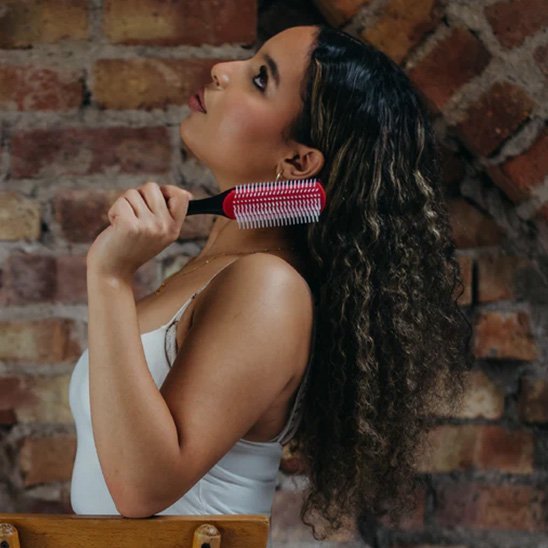 Brosse à cheveux boucles noir 