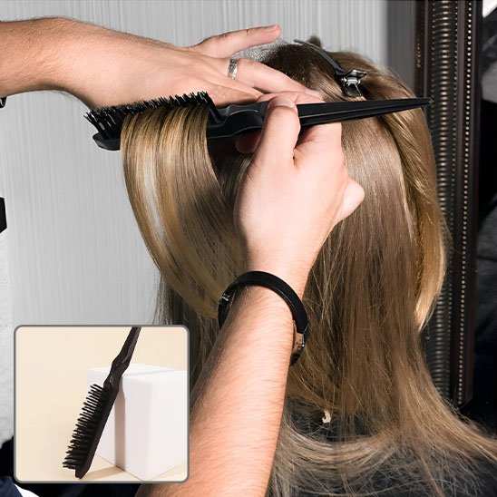 Brosse cheveux en poils mixtes pour donner du volume aux racines